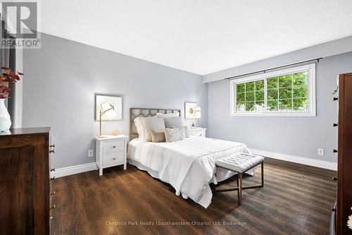 158 Autumn Hill Crescent Kitchener, ON N2N1K8 - 158 Autumn Hill Crescent, Kitchener, ON - Indoor Photo Showing Bedroom