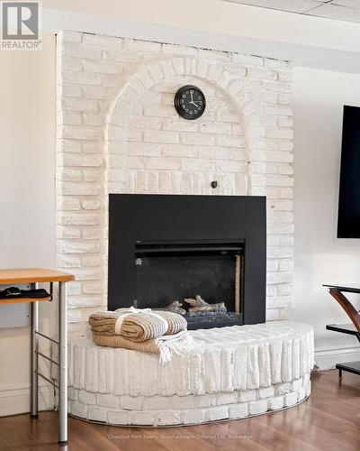 158 Autumn Hill Crescent Kitchener, ON N2N1K8 - 158 Autumn Hill Crescent, Kitchener, ON - Indoor With Fireplace