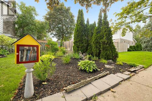 158 Autumn Hill Crescent Kitchener, ON N2N1K8 - 158 Autumn Hill Crescent, Kitchener, ON - Outdoor