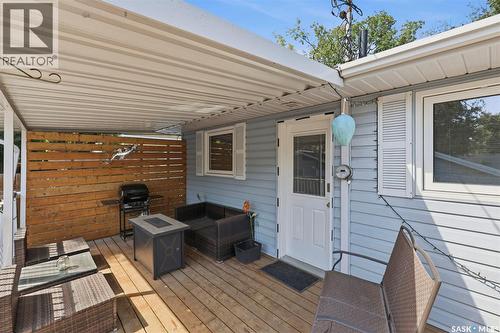 301 29Th Street W, Saskatoon, SK - Outdoor With Deck Patio Veranda With Exterior