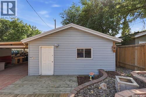 301 29Th Street W, Saskatoon, SK - Outdoor With Exterior