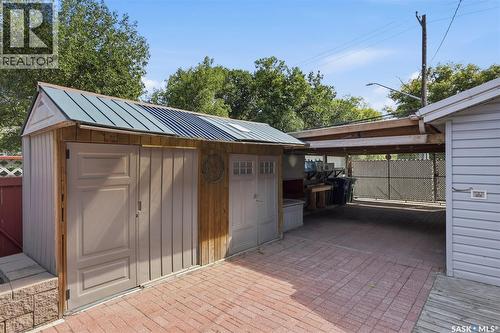 301 29Th Street W, Saskatoon, SK - Outdoor With Exterior