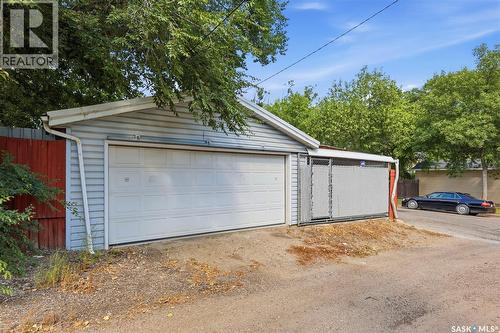 301 29Th Street W, Saskatoon, SK - Outdoor