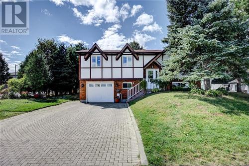 844 Windermere Crescent  Sudbury, ON P3A 5A5