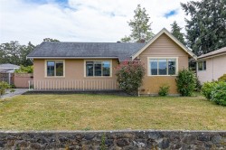 1263 Garkil Rd Saanich, BC V8P 2L2