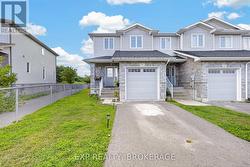 925 BLOSSOM STREET Kingston (City Northwest), ON K7P 0N2