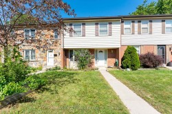 40-2825 Gananoque Drive  Mississauga, ON L5N 1V6