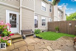 622 SADDLEBACK RD NW  Edmonton, AB T6J 4Z3