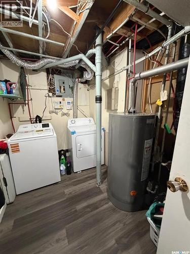 3629 Centennial Drive, Saskatoon, SK - Indoor Photo Showing Laundry Room