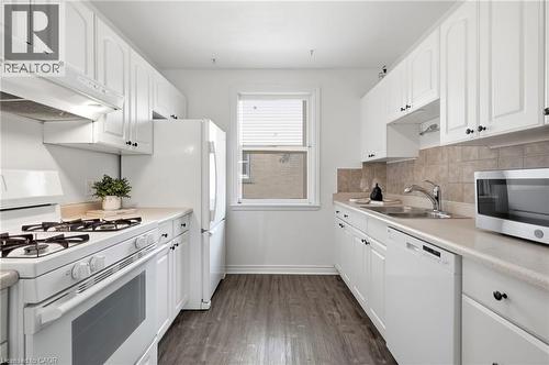 87 Radford Street, Hamilton, ON - Indoor Photo Showing Kitchen With Double Sink