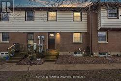 5 - 136 NOTCH HILL ROAD Kingston (Central City West), ON K7M 2X1