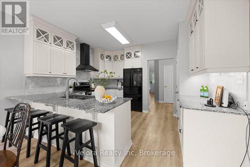 234 Deercroft Avenue, Ottawa, ON - Indoor Photo Showing Kitchen