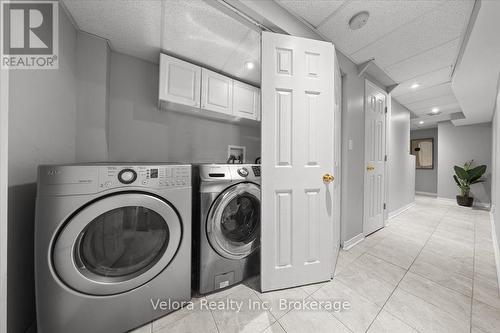 234 Deercroft Avenue, Ottawa, ON - Indoor Photo Showing Laundry Room