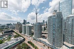 PH4 - 218 QUEENS QUAY W Toronto, ON M5J 2Y6