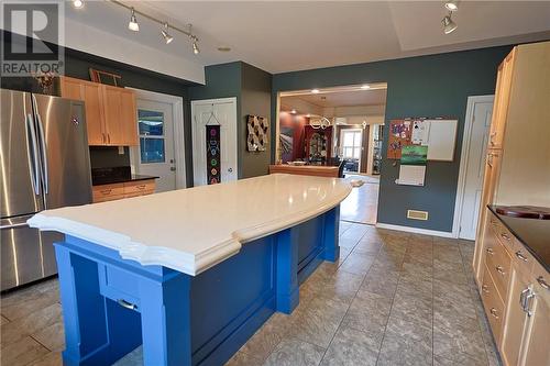 42 Elk'S Club Road, Onaping, ON - Indoor Photo Showing Kitchen