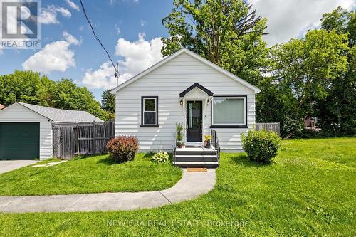 247 MURIEL STREET  Newmarket, ON L3Y 3N2