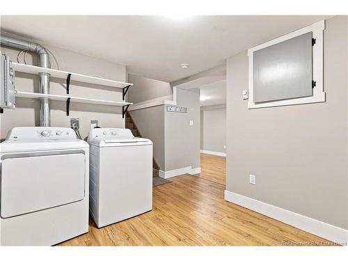 836 Windsor St, Fredericton, NB - Indoor Photo Showing Laundry Room