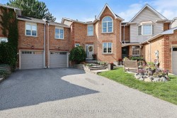 411 Butler Court  Aurora, ON L4G 6G8