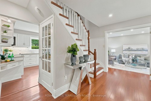 2656 Spruce Needle Drive, Mississauga, ON - Indoor