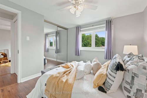 2656 Spruce Needle Drive, Mississauga, ON - Indoor Photo Showing Bedroom