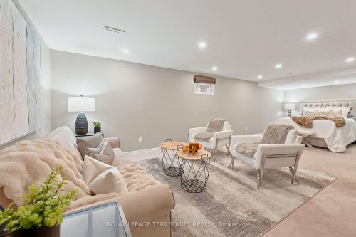 2656 Spruce Needle Drive, Mississauga, ON - Indoor