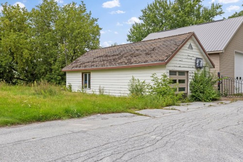 Garage - 763 Ch. De La Pointe-Aux-Fourches, Saint-Damase, QC - Outdoor