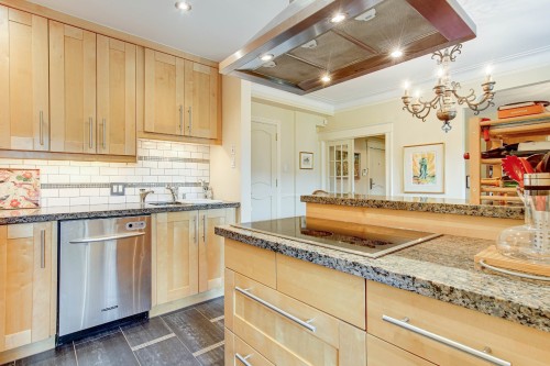 Kitchen - 16-376 Av. Redfern, Westmount, QC - Indoor Photo Showing Kitchen