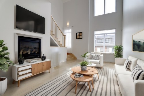 Salon - 3514 Rue Des Francs-Bourgeois, Boisbriand, QC - Indoor Photo Showing Living Room