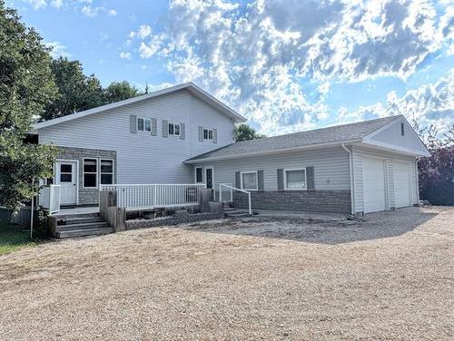 9 Ostermann Rd, St Andrews, MB - Outdoor