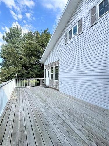 9 Ostermann Rd, St Andrews, MB - Outdoor With Deck Patio Veranda With Exterior