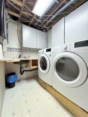 9 Ostermann Rd, St Andrews, MB - Indoor Photo Showing Laundry Room