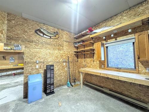 9 Ostermann Rd, St Andrews, MB - Indoor Photo Showing Other Room