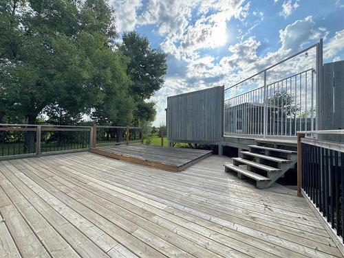 9 Ostermann Rd, St Andrews, MB - Outdoor With Deck Patio Veranda