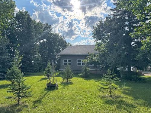 9 Ostermann Rd, St Andrews, MB - Outdoor