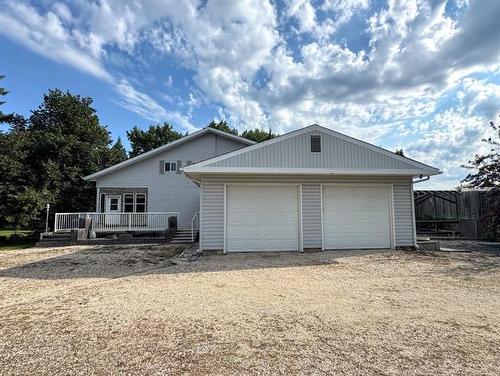 9 Ostermann Rd, St Andrews, MB - Outdoor With Deck Patio Veranda