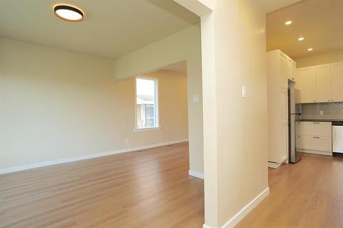 591 Church Ave, Winnipeg, MB - Indoor