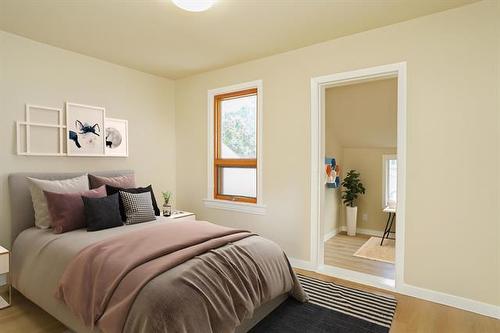 591 Church Ave, Winnipeg, MB - Indoor Photo Showing Bedroom