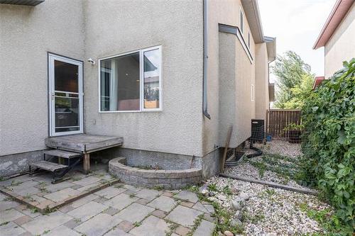 11 Brunet Prom, Winnipeg, MB - Outdoor With Exterior