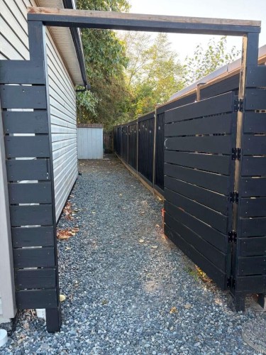 726 Bruce Ave, Nanaimo, BC 
