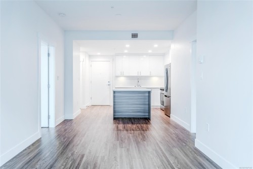 #407-6320 Sentinal Dr, Nanaimo, BC - Indoor Photo Showing Kitchen