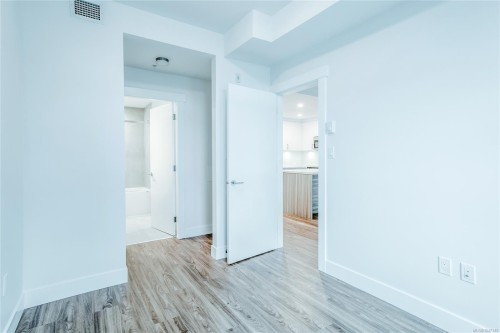 #407-6320 Sentinal Dr, Nanaimo, BC - Indoor Photo Showing Other Room