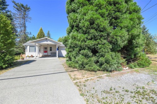 635 Pritchard Rd, Comox, BC 