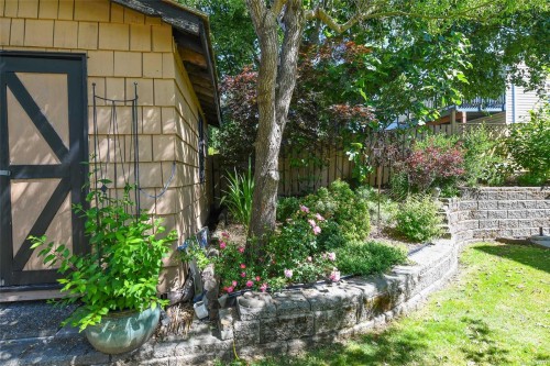 635 Pritchard Rd, Comox, BC 