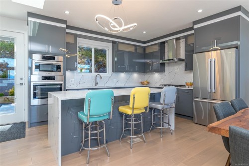 4701 Ambience Dr, Nanaimo, BC 