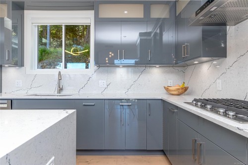 4701 Ambience Dr, Nanaimo, BC 