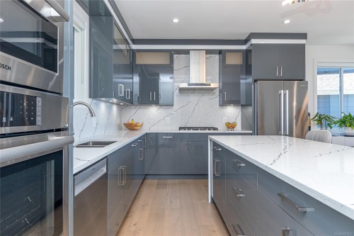 4701 Ambience Dr, Nanaimo, BC 