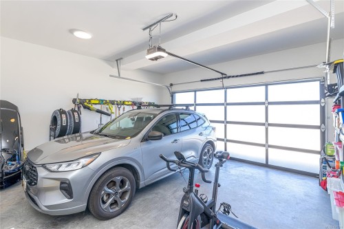 4701 Ambience Dr, Nanaimo, BC 