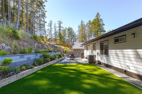 4701 Ambience Dr, Nanaimo, BC 