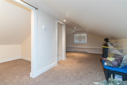 1232 Effingham St, Esquimalt, BC 