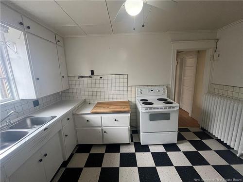 102-104 Lansdowne Ave, Saint John, NB - Indoor Photo Showing Kitchen With Double Sink